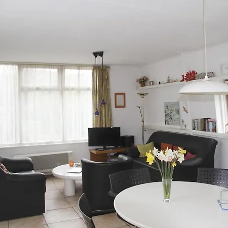 Gezellig 4 Personen Woning In Sintmaartenszee Aan Het En Natuur! Holiday home