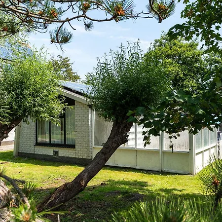 別荘 Gezellig 4 Personen Woning In Sintmaartenszee Aan Het En Natuur!