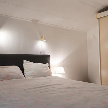 Gezellig 4 Personen Woning In Sintmaartenszee Aan Het En Natuur! *
